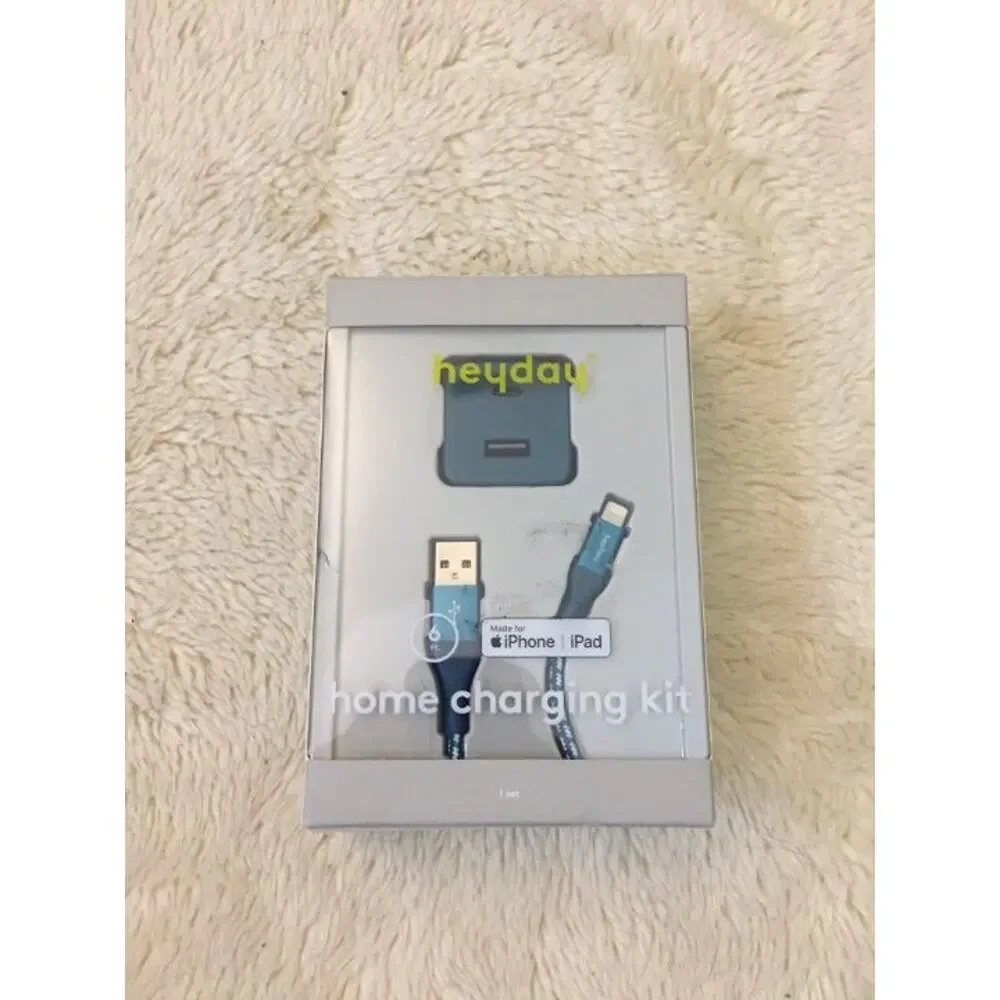 heyday 2-Port Wall Charger with 6' USB-A to USB-C Cable-Teal
